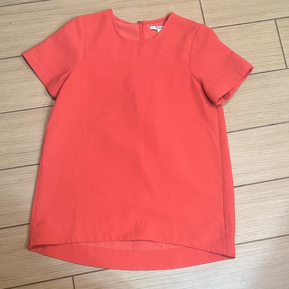 Women's Coral Top - Picture 1 of 4